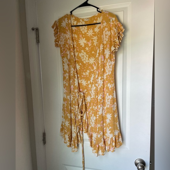 Billabong gold Wrap And Roll Dress Size small - Picture 2 of 4